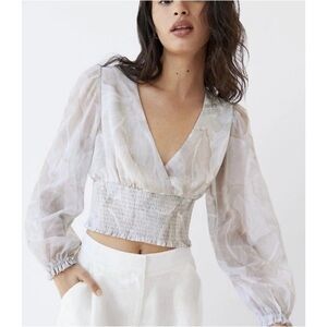 Aritzia Cream Puff Sleeve Crop Blouse